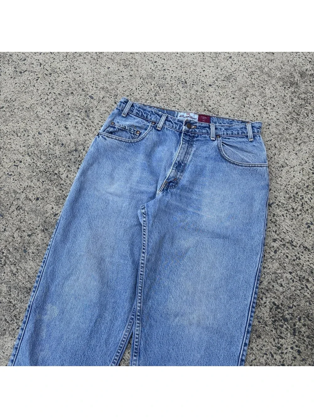 Vintage Levi's Signature 545 Loose Fit Jeans Men's 35x30 USA Light Wash 1994 90s